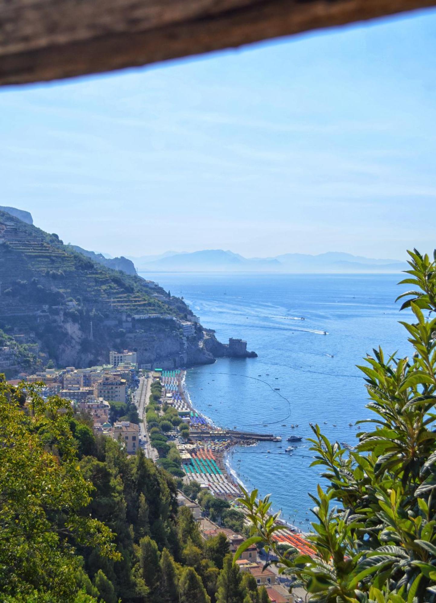 Charming Rooms Amalfi Coast Maiori Eksteriør billede